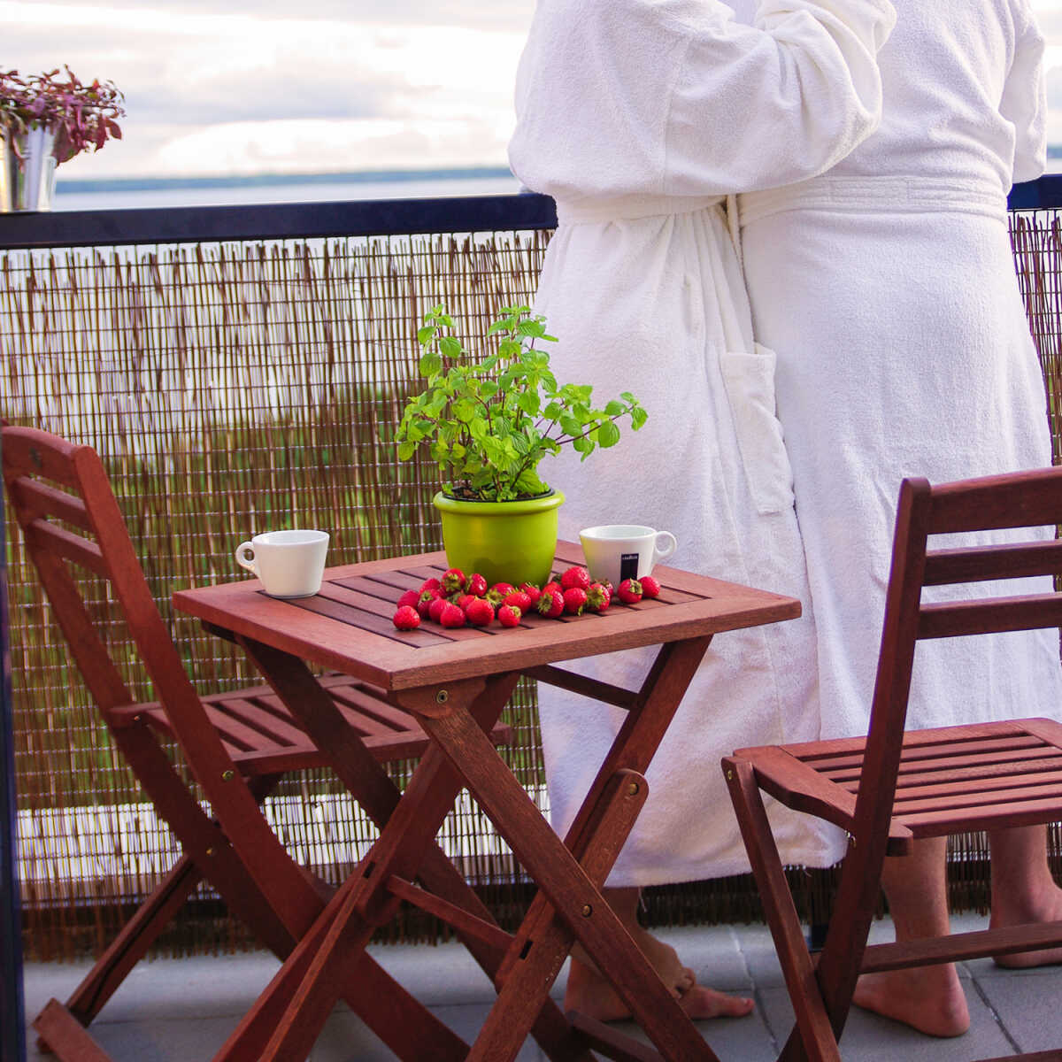 Laud ROUEN 50x50xH68cm, meranti - Image 9