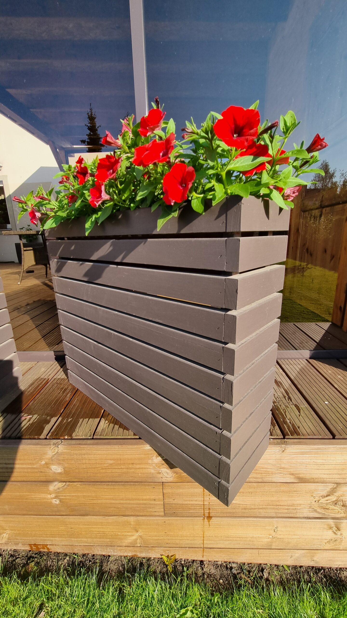 termopuidust lillekast Puidust lillekast